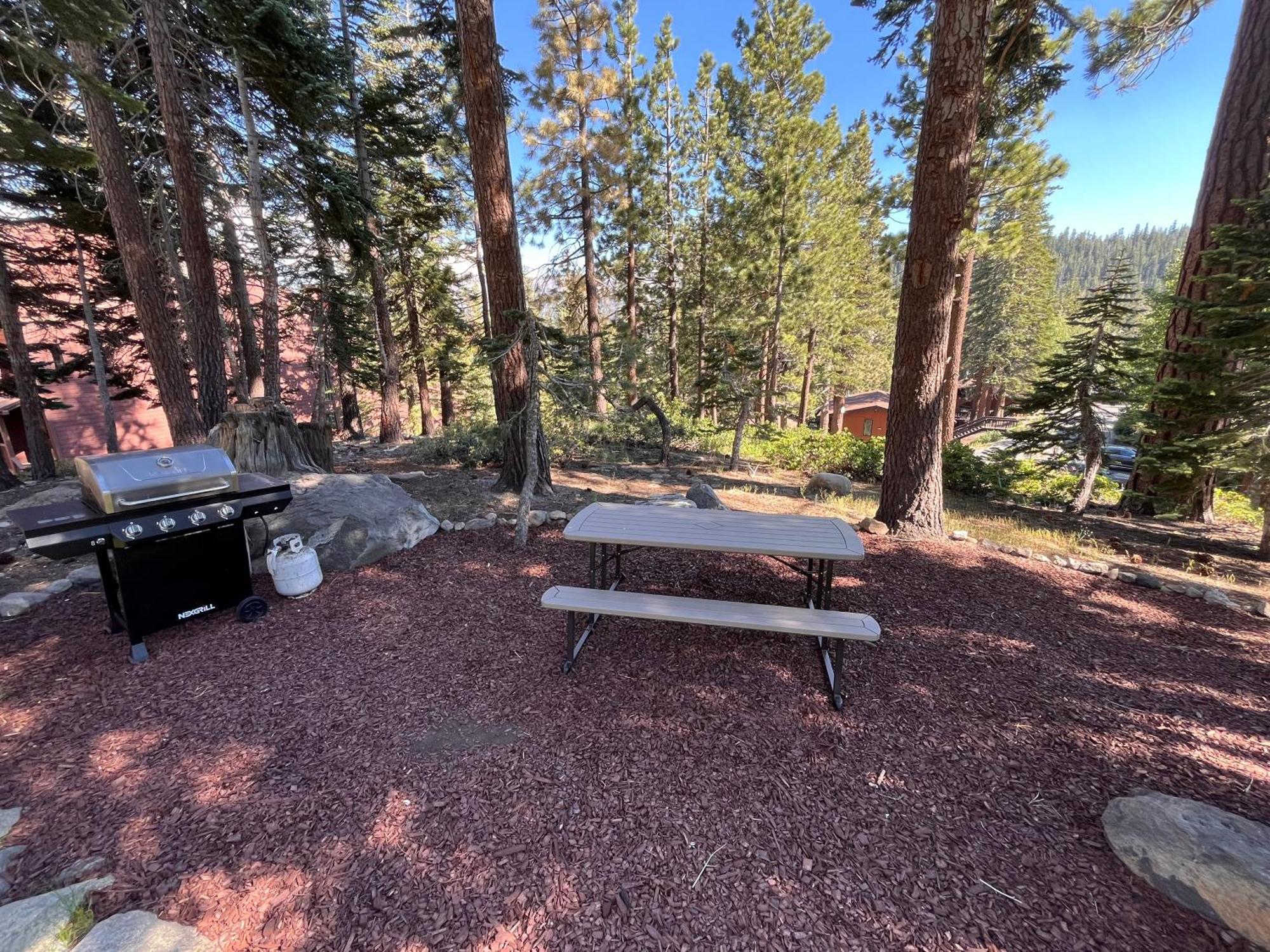 Tastefully Remodeled Condo At Mammoth Ski & Racquet Club, Hot Tub, Garage, 10 Min Walk To Ski Lifts Mammoth Lakes Bagian luar foto